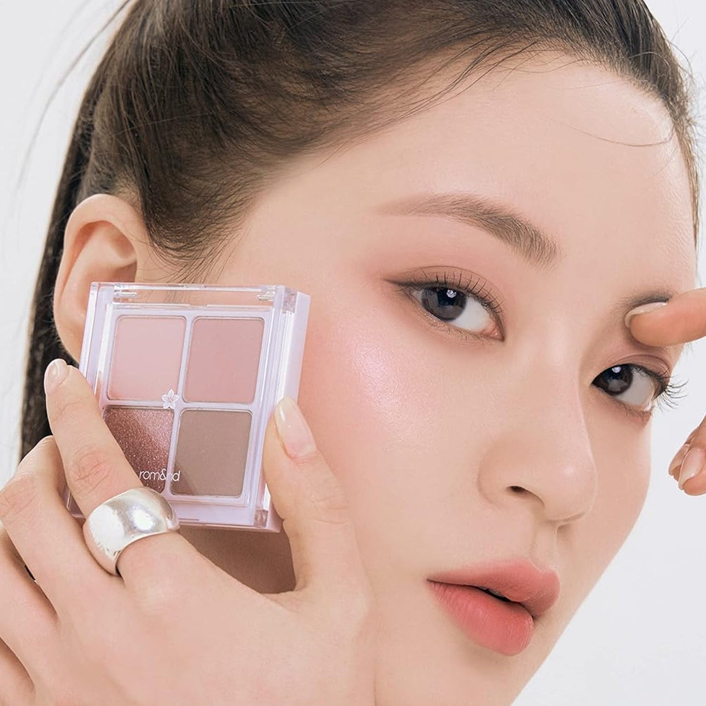 Rom&nd Better Than Eyes Hanbok Project